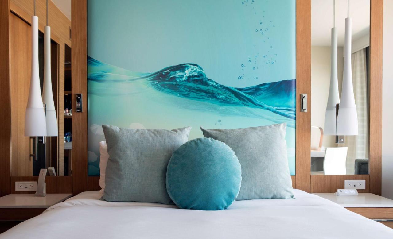 Partial Ocean View King