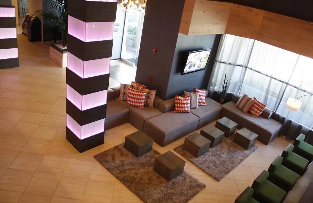 Hotel Huntington Beach-1